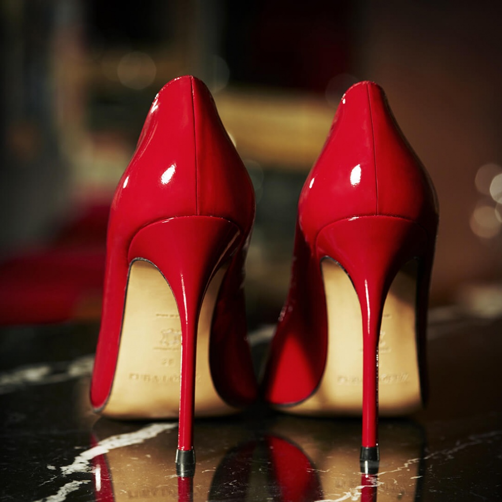 High heel pumps in red patent - online shoe store Pura Lopez . PURA LOPEZ
