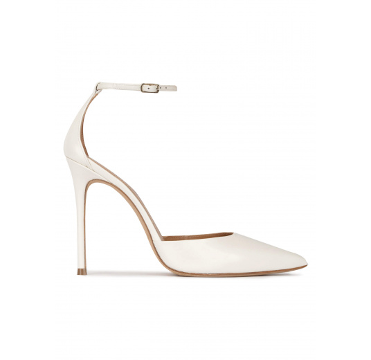 Ankle strap heeled pumps in off-white leather . PURA LOPEZ