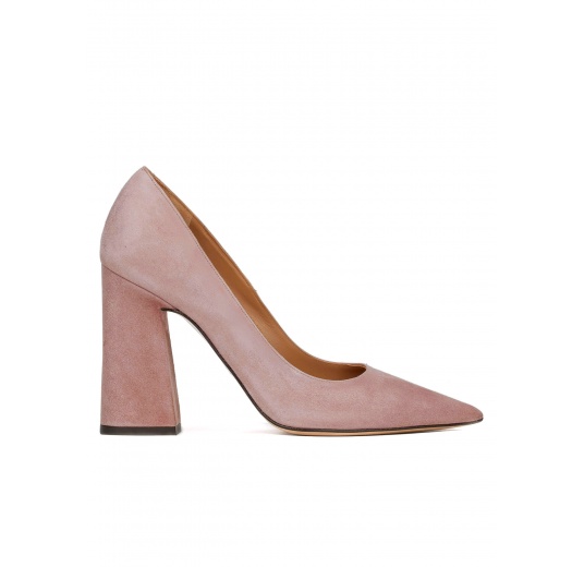 High block heel pumps in pink suede Pura López